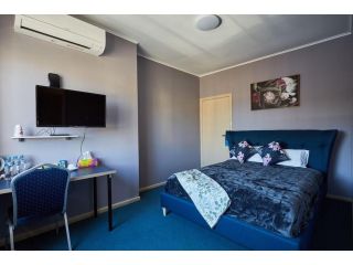 iMotel Cooma (in town) Hotel, Cooma - 4