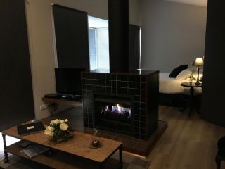 Indulge at Daylesford Villa, Daylesford - 4
