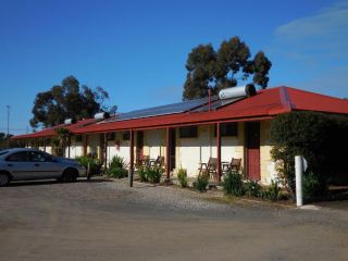 Inglewood Motel and Caravan Park Victoria Hotel, Victoria - 2