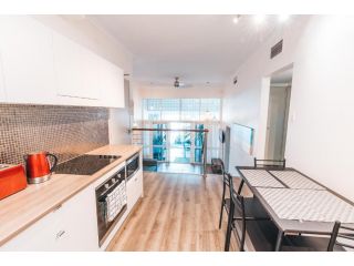 Inner City Oasis Apartment, Cairns - 3