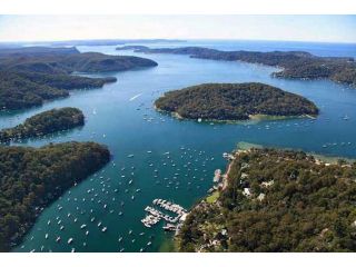 Island Paradise - Private Waterfront Retreat Guest house, New South Wales - 4