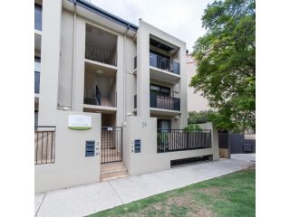 Spacious Homely Apartment Close to Everything Apartment, Perth - 4