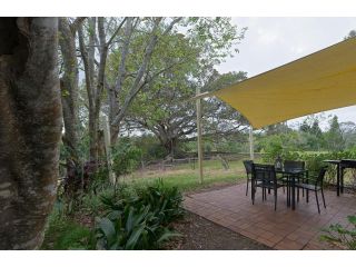 Jacaranda Cottages Guest house, Maleny - 5