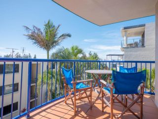 Jade Waters U4/ Latona Ave Apartment, Caloundra - 2