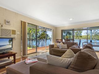 James Cres 46 Guest house, Burrill Lake - 3