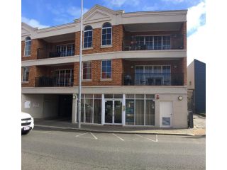 West End District Apartments Apartment, Fremantle - 2