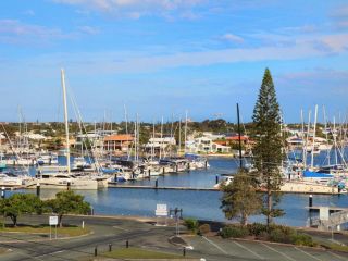 Jedda 5 - Oceanview Three Bedroom Penthouse with Private Rooftop Spa Apartment, Mooloolaba - 5
