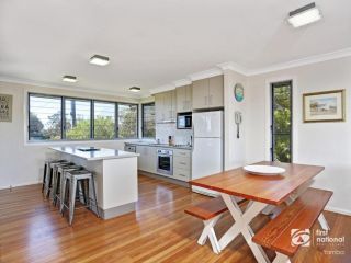 Jinalong 17 Pacific Street Family home great views. Guest house, Yamba - 3