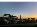 Just A Mellow Surf Escape @ Seaside, Dolphin Point Guest house, Burrill Lake - thumb 9