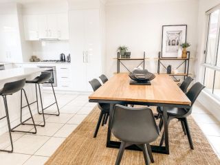 Just book it!! Florabelle. Apartment, Wagga Wagga - 5