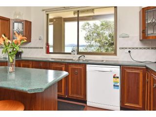 just listed Silverwater Lake Mac Waterfront with Views Guest house, New South Wales - 5