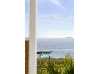 Just The Tonic ~ Sophisticated Seaside Abode â€¢ C21 Guest house, Aldinga Beach - 4