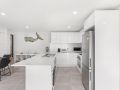 Kanangra Avenue 27A Corlette Apartment, Corlette - thumb 5
