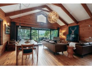 Kangaroo Valley Timber Cabin Guest house, Kangaroo Valley - 2