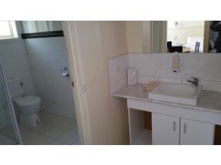 Kaniva Midway Motel Hotel, Victoria - 1