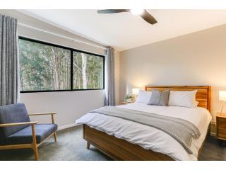Karri Forest Vista-peaceful home with forest views Guest house, Margaret River Town - 4