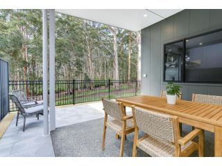 Karri Forest Vista-peaceful home with forest views Guest house, Margaret River Town - 2