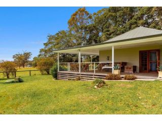 Katandra Homestead: old world charm on Wallis Lake Guest house, New South Wales - 2