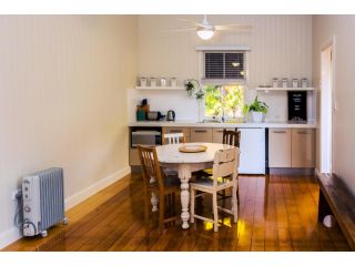 Kenilworth Cottage Barcaldine Apartment, Queensland - 5