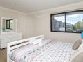Khione 1 - Modern & spacious with views towards Lake Jindabyne & the mountains beyond Guest house, Jindabyne - thumb 8