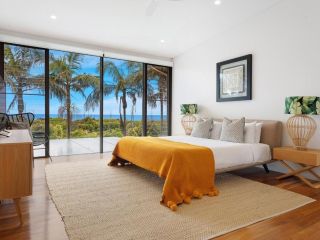 Your Luxury Escape - Kiah 11 Beach House Ocean views Guest house, Byron Bay - 3