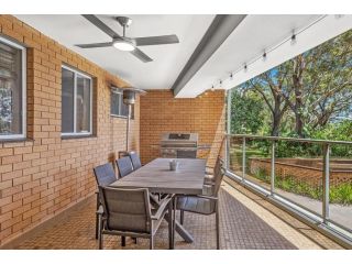 Kiah 14 53 Victoria Parade fantastic unit with waterviews WiFi and Air conditioning Guest house, Nelson Bay - 4