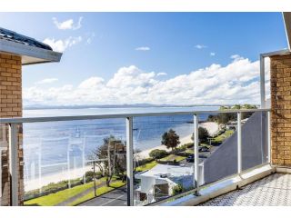 12 'Kiah', 53 Victoria Pde - panoramic water views in the heart of Nelson Bay Apartment, Nelson Bay - 3