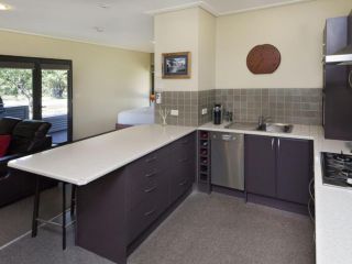 Kickenback Studio - Contemporary accommodation in the heart of Crackenback Guest house, Crackenback - 1