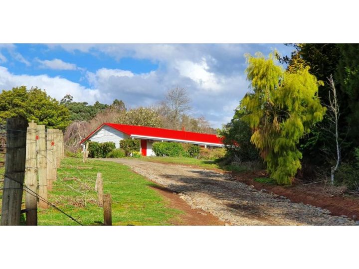 KiNam Vinea - A Vineyard Farmhouse in the Yarra Valley Guest house, Victoria - imaginea 4
