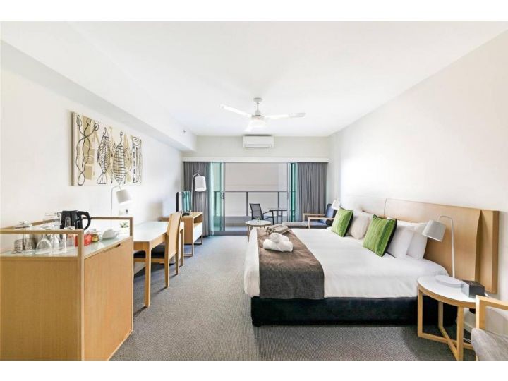 King Balcony Suite at Resort Style Darwin Stay Apartment, Darwin - imaginea 2