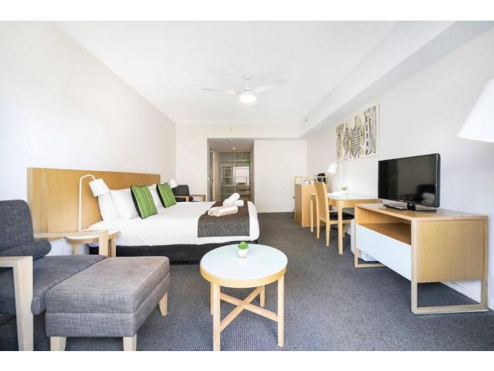 King Balcony Suite at Resort Style Darwin Stay Apartment, Darwin - imaginea 1