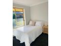 KING BEDS, Family & Pet Friendly, StayDubbo Guest house, Dubbo - thumb 3