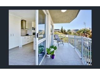 Kings Beach Retreat Apartment, Caloundra - 4