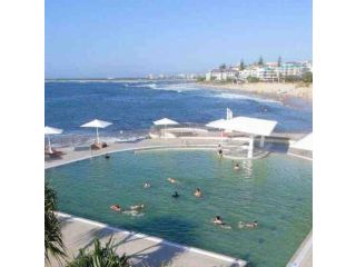 Kings Ocean Views Private Rooftop Apartment, Caloundra - 4