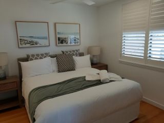 Kings Row Apartments Aparthotel, Caloundra - 5