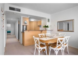 Kirra Beach Apartments Aparthotel, Gold Coast - 1