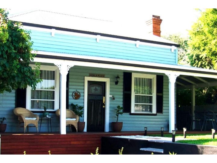 Koala Place - 3 bedroom-kitchen-laundry furnished house with mod-cons Villa, Narrandera - imaginea 2