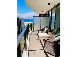 Koko luxury apartment on Broadbeach Apartment, Gold Coast - 3