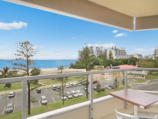 Kooringal unit 16 - Right in the heart of both Tweed Heads and Coolangatta Apartment, Gold Coast - 2