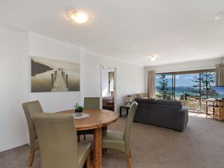 Kooringal unit 16 - Right in the heart of both Tweed Heads and Coolangatta Apartment, Gold Coast - 3