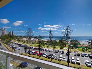 Kooringal unit 16 - Right in the heart of both Tweed Heads and Coolangatta Apartment, Gold Coast - 4