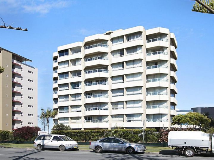 Kooringal Unit 9 - Great location opposite Greenmount Beach Coolangatta Apartment, Gold Coast - imaginea 5