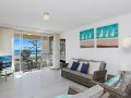 Kooringal Unit 9 - Great location opposite Greenmount Beach Coolangatta Apartment, Gold Coast - thumb 3