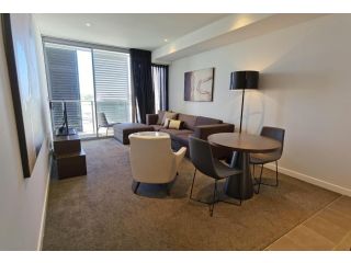 KOZYGURU Chatswood Luxury Studio Walk to Chatswood Chase NCH088-721 Apartment, Sydney - 2