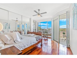 KOZYGURU MALABAR 4 BEDROOMS HOLIDAY HOME WALK TO MALABAR BEACH NMB109 Apartment, Sydney - 1