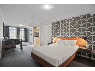 KOZYGURU Sydney CBD Amazing View 2 Bed Family Apartment NHA653-702 Apartment, Sydney - 3