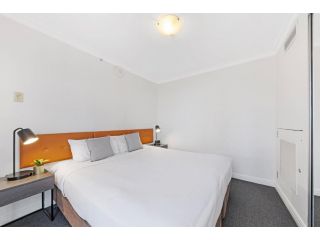 KOZYGURU Sydney CBD Lovely 2 Bedroom APT with Amazing City View NHA653 Apartment, Sydney - 4