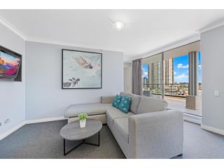 KOZYGURU Sydney CBD Lovely 2 Bedroom APT with Amazing City View NHA653 Apartment, Sydney - 5