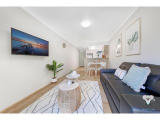 KOZYGURU Pyrmont Charming Split Level APT Free PARKING NPY313 Apartment, Sydney - 4