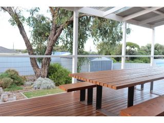 La Casa - Goolwa Beach Guest house, Goolwa South - 1